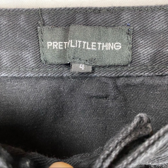 Pretty Little Thing Black Denim Distressed Skirt - Picture 4 of 5